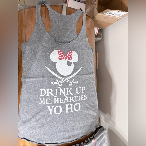Disney Pirate inspired tank - Picture 1 of 1